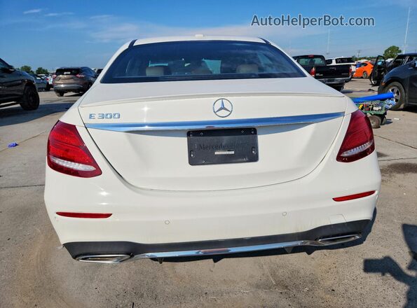 WDDZF4JB9KA513179 2019 MERCEDES-BENZ E White Widok z tyłu