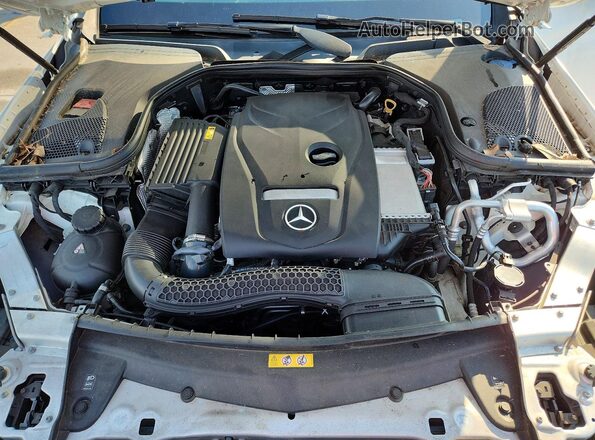 WDDZF4JB9KA513179 2019 MERCEDES-BENZ E White Widok wnętrza z tyłu
