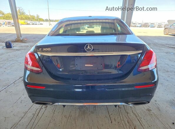 WDDZF4JBXHA024380 2017 MERCEDES-BENZ E Black Widok z tyłu