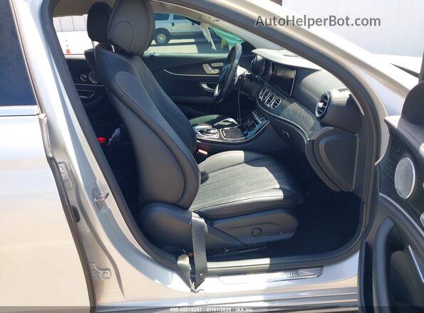 WDDZF4JBXHA194013 2017 MERCEDES-BENZ E-CLASS Silver Widok wnętrza z przodu