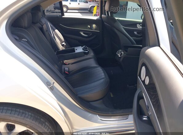 WDDZF4JBXHA194013 2017 MERCEDES-BENZ E-CLASS Silver Widok naklejki z numerem VIN