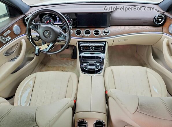 WDDZF4JBXHA219301 2017 MERCEDES-BENZ E White Вид панелі приладів