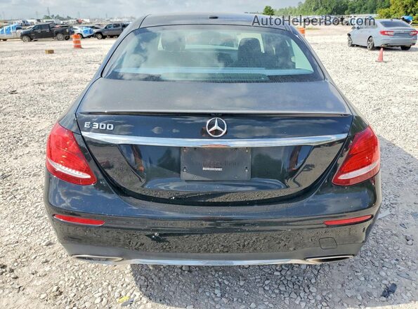 WDDZF4JBXJA303818 2018 MERCEDES-BENZ E Black Rear view