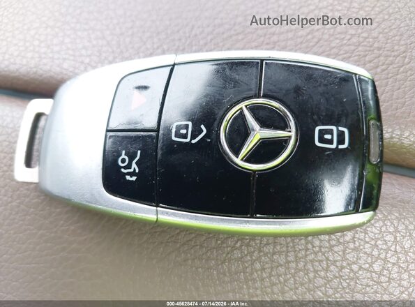WDDZF4JBXJA405698 2018 MERCEDES-BENZ E-CLASS White Widok deski rozdzielczej