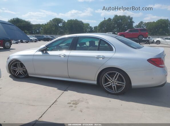 WDDZF4JBXKA496621 2019 MERCEDES-BENZ E-CLASS Серебряный Панорамный вид салона 360°