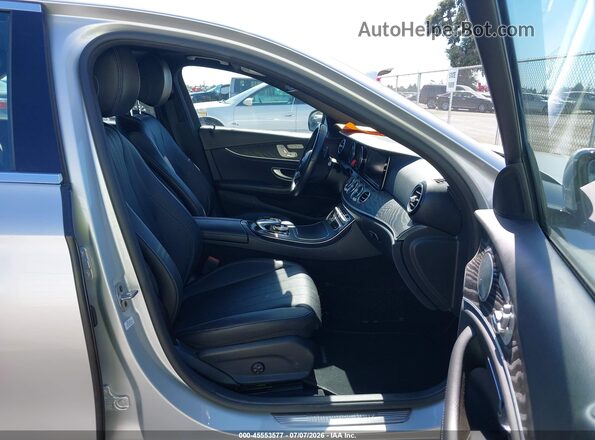 WDDZF4JBXKA608494 2019 MERCEDES-BENZ E-CLASS Silver Front interior view