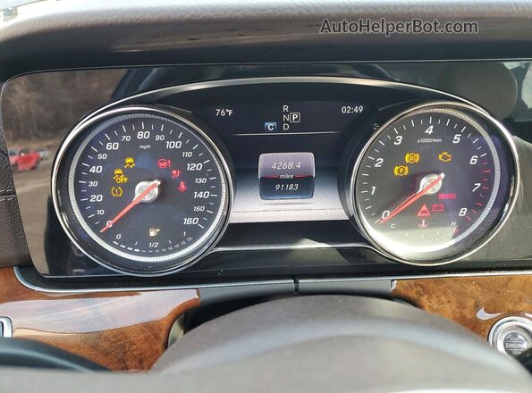 WDDZF4KB0KA645634 2019 MERCEDES-BENZ E Blue Սարքավորումների վահանակի տեսք
