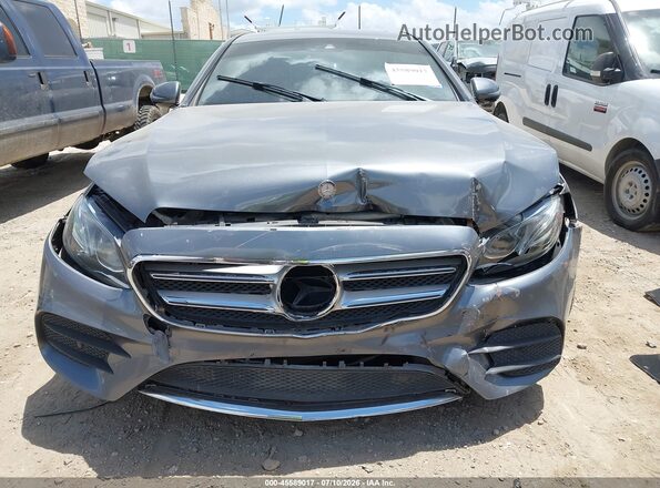 WDDZF4KB1HA074163 2017 MERCEDES-BENZ E-CLASS Gray ხელსაწყოთა პანელის ხედი