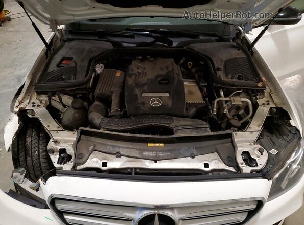 WDDZF4KB1JA381693 2018 MERCEDES-BENZ E White Вид задньої частини салону