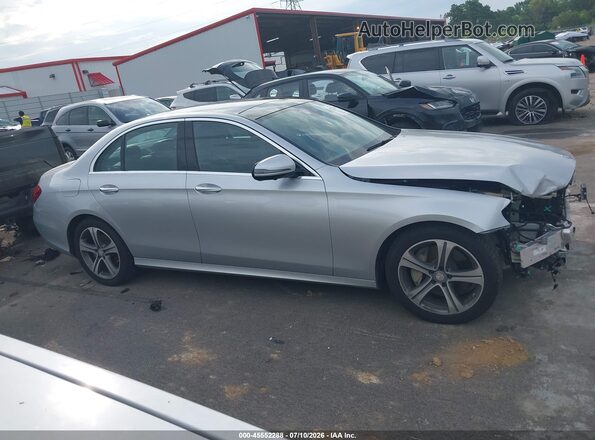 WDDZF4KB2HA172683 2017 MERCEDES-BENZ E-CLASS Silver Vista interior trasera