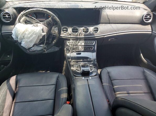 WDDZF4KB2HA241601 2017 MERCEDES-BENZ E Black Widok deski rozdzielczej