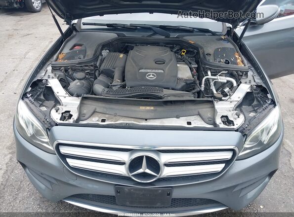 WDDZF4KB3HA053976 2017 MERCEDES-BENZ E-CLASS Серый Вид сзади