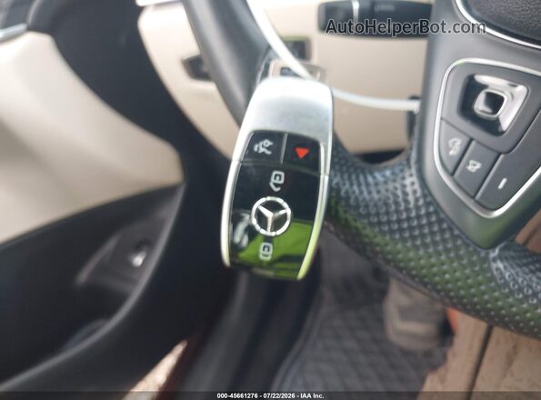WDDZF4KB4HA075551 2017 MERCEDES-BENZ E-CLASS Red Առջևի վահանակի տեսք