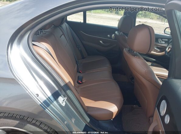 WDDZF4KB4HA133500 2017 MERCEDES-BENZ E-CLASS Серый Вид наклейки с VIN-кодом