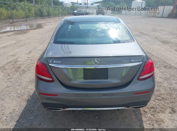 WDDZF4KB4HA133500 2017 MERCEDES-BENZ E-CLASS Серый 