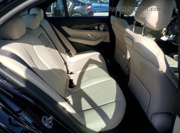 WDDZF4KB4KA605279 2019 MERCEDES-BENZ E Black Widok tylnych siedzeń