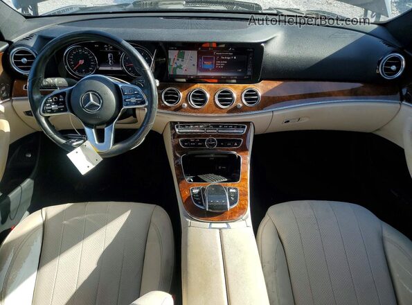WDDZF4KB4KA605279 2019 MERCEDES-BENZ E Black Widok deski rozdzielczej