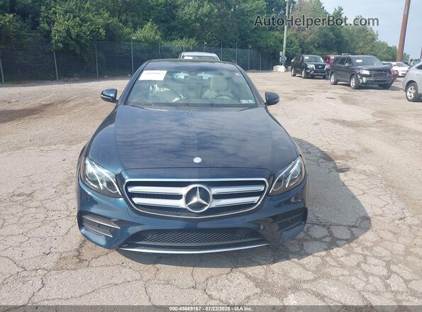 WDDZF4KB5HA085005 2017 MERCEDES-BENZ E-CLASS Blue Widok z przodu