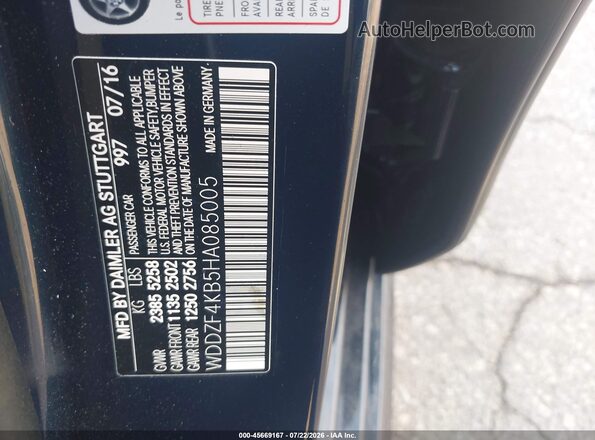 WDDZF4KB5HA085005 2017 MERCEDES-BENZ E-CLASS Blue Widok komory silnika