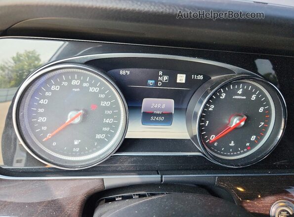 WDDZF4KB6HA019353 2017 MERCEDES-BENZ E Gray Instrument cluster view