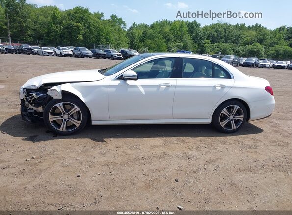 WDDZF4KB6HA104046 2017 MERCEDES-BENZ E-CLASS White 360 interior view