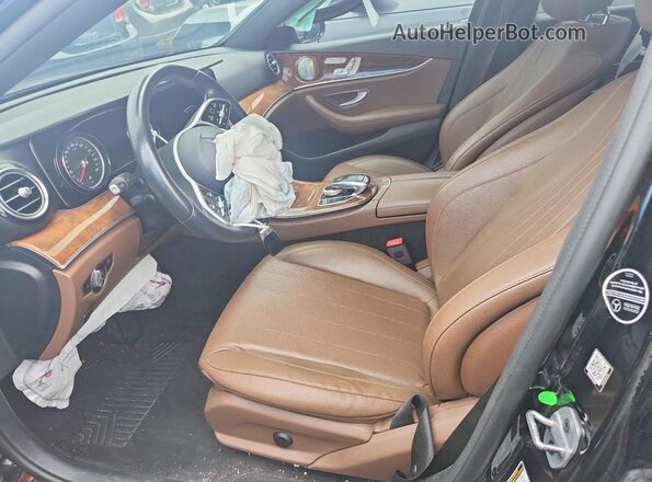 WDDZF4KB7KA512594 2019 MERCEDES-BENZ E Black წინა სალონის ხედი