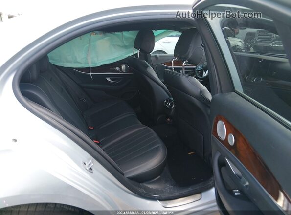 WDDZF4KB7KA516726 2019 MERCEDES-BENZ E-CLASS Silver Вид наклейки з VIN-кодом
