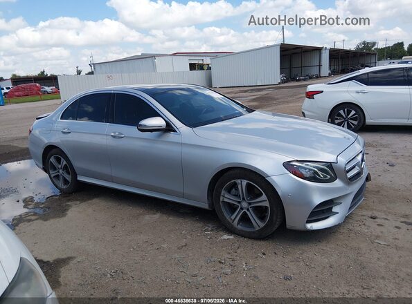 WDDZF4KB7KA516726 2019 MERCEDES-BENZ E-CLASS Silver Вид задньої частини салону