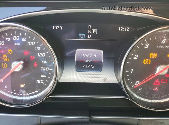 WDDZF4KB8HA184045 2017 MERCEDES-BENZ E Maroon Սարքավորումների վահանակի տեսք