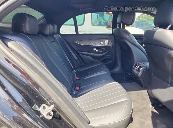 WDDZF4KB8JA471245 2018 MERCEDES-BENZ E Черный Вид задних сидений
