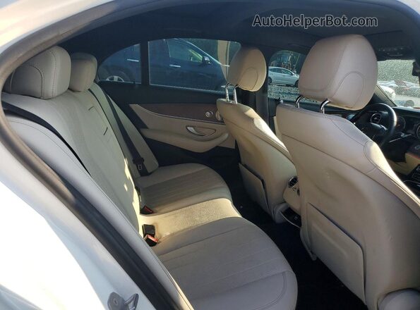 WDDZF4KB9HA032954 2017 MERCEDES-BENZ E Белый Вид задних сидений