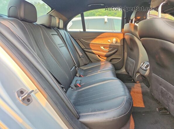 WDDZF4KB9KA562784 2019 MERCEDES-BENZ E Silver Հետևի նստատեղերի տեսք
