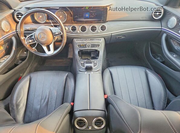 WDDZF4KB9KA562784 2019 MERCEDES-BENZ E Silver Առջևի վահանակի տեսք
