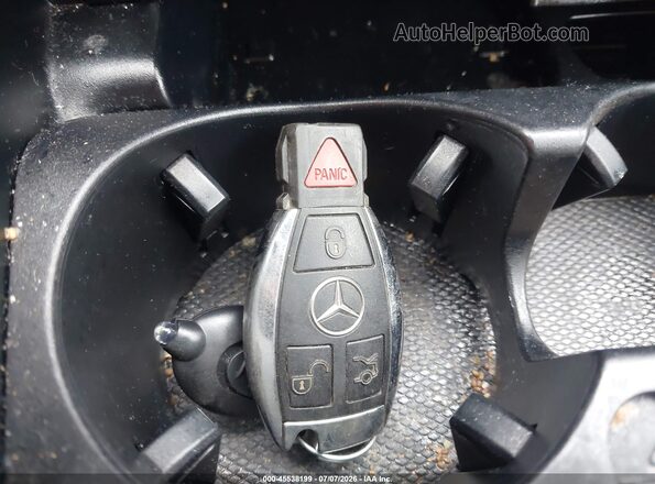 WDDZF4KBXHA066255 2017 MERCEDES-BENZ E-CLASS White Widok deski rozdzielczej