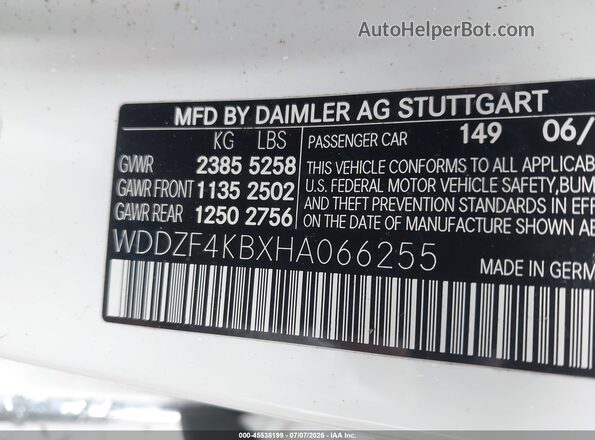 WDDZF4KBXHA066255 2017 MERCEDES-BENZ E-CLASS White Widok komory silnika