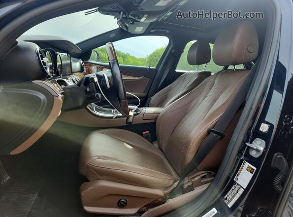 WDDZF4KBXHA206529 2017 MERCEDES-BENZ E Black წინა სალონის ხედი
