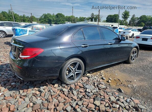 WDDZF4KBXJA320763 2018 MERCEDES-BENZ E Черный Задняя правая четверть