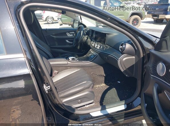 WDDZF4KBXJA340575 2018 MERCEDES-BENZ E-CLASS Black Vista interior delantera