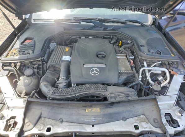 WDDZF4KBXKA582011 2019 MERCEDES-BENZ E Blue Vista interior trasera