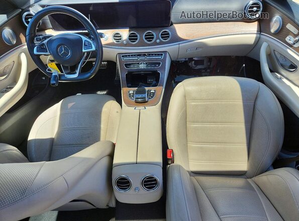 WDDZF6EB5JA441207 2018 MERCEDES-BENZ E Белый Вид панели приборов