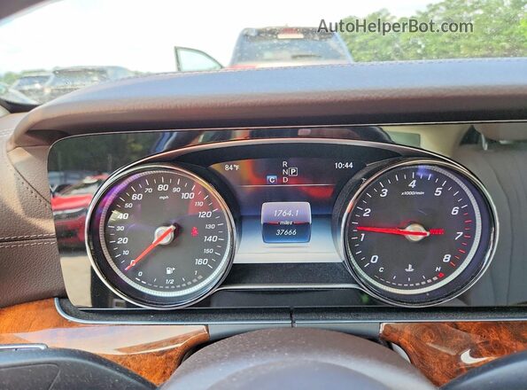 WDDZF6JB3KA515330 2019 MERCEDES-BENZ E Черный Вид щитка приборов