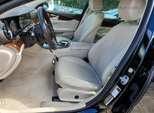 WDDZF6JB3KA515330 2019 MERCEDES-BENZ E Черный Вид салона спереди