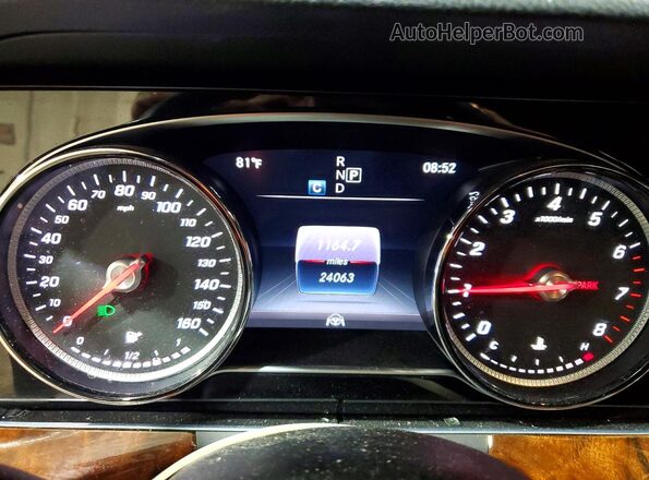 WDDZF6JB6KA555112 2019 MERCEDES-BENZ E Черный Вид щитка приборов