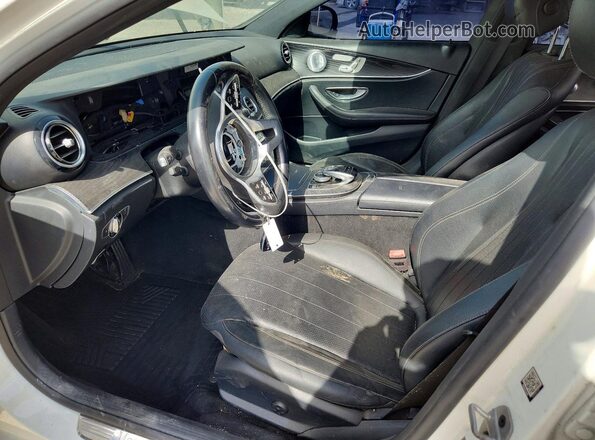 WDDZF8DB2LA700784 2020 MERCEDES-BENZ E White Вид салону спереду