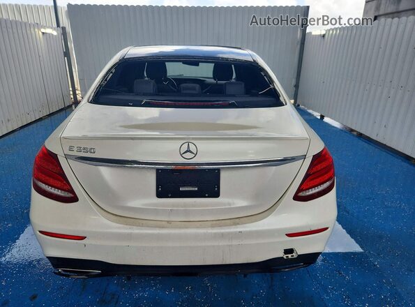 WDDZF8DB2LA700784 2020 MERCEDES-BENZ E White Вид ззаду