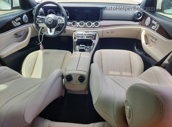 WDDZF8DB6LA723565 2020 MERCEDES-BENZ E White Dashboard view