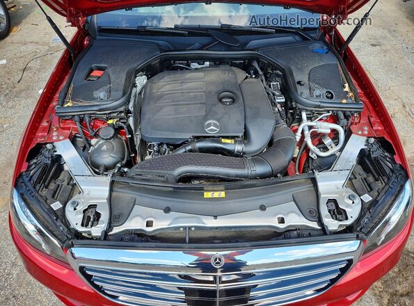 WDDZF8DB9LA704704 2020 MERCEDES-BENZ E Red Vista interior trasera