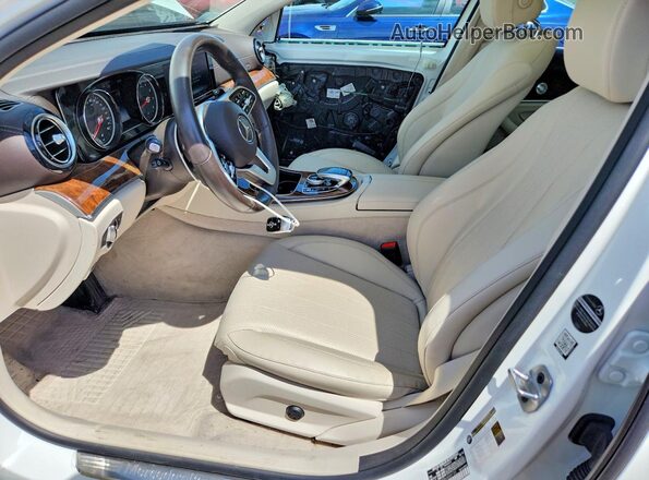 WDDZH6JB9KA559133 2019 MERCEDES-BENZ E White Front interior view