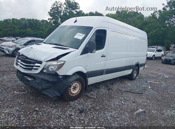 WDYPE8CD7HP574566 2017 FREIGHTLINER SPRINTER 2500 White Front left