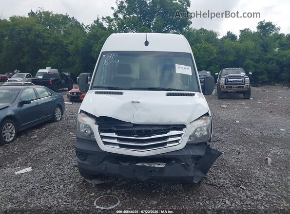 WDYPE8CD7HP574566 2017 FREIGHTLINER SPRINTER 2500 White Instrument cluster view